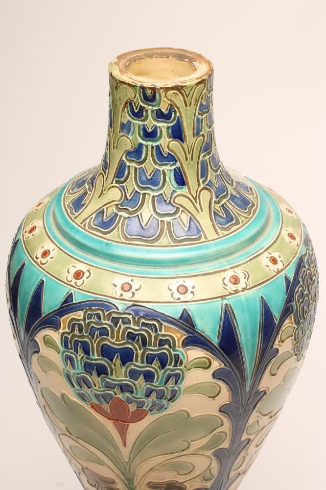 A BURMANTOFTS FAIENCE STAND Image