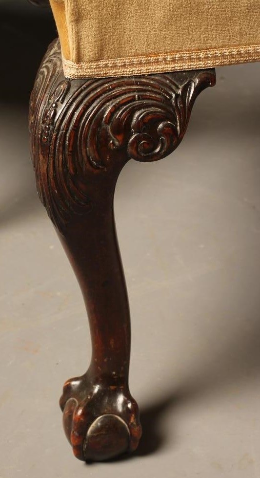 A SET OF FOUR GEORGIAN STYLE MAHOGANY DINING CHAIRS including two elbow chairs Image