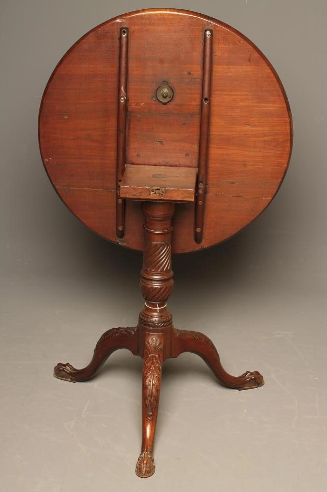 A MAHOGANY TRIPOD TABLE of Georgian design Image