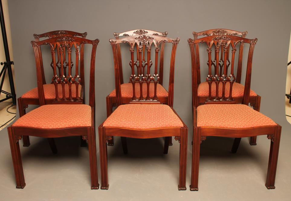 A SET OF SIX GEORGIAN "GOTHIC" STYLE MAHOGANY DINING CHAIRS Image