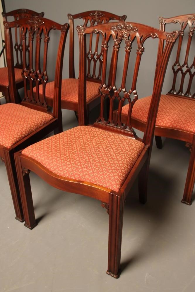 A SET OF SIX GEORGIAN "GOTHIC" STYLE MAHOGANY DINING CHAIRS Image