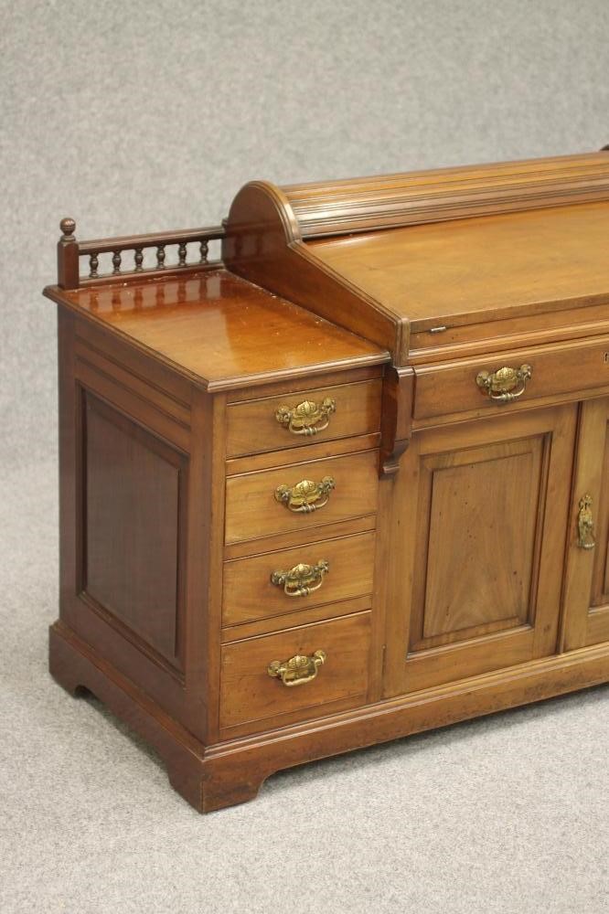 A MAHOGANY "BRADFORD DESK LIBRARY VERSION" Image