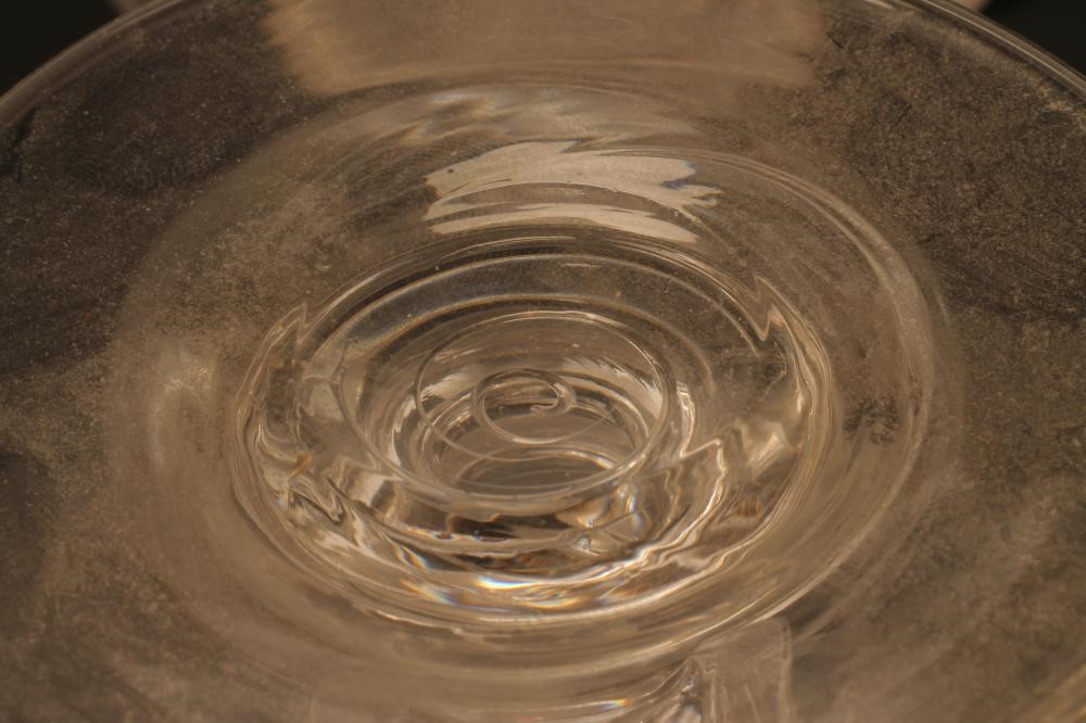 A GEORGIAN SET OF TWELVE GLASS GOBLETS Image