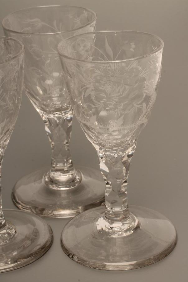 A SET OF THREE GEORGIAN WINE GLASSES Image