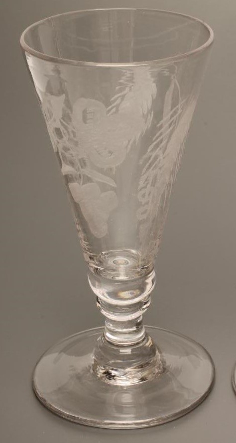 A SET OF THREE GEORGIAN WINE GLASSES Image