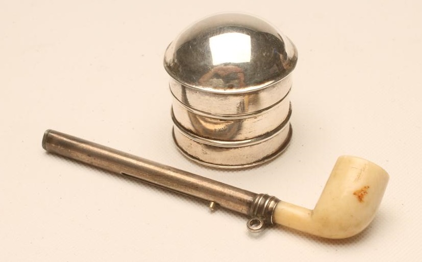 A NOVELTY TELESCOPIC PENCIL Image