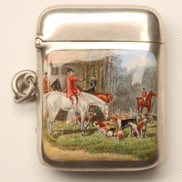 AN EDWARDIAN SILVER AND ENAMEL VESTA CASE Image