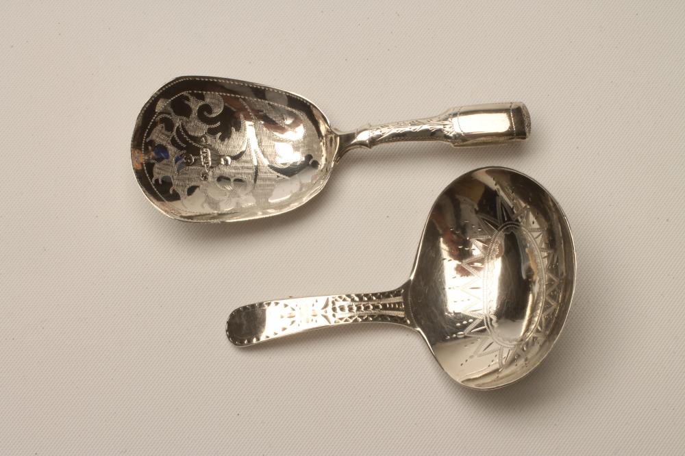 AN EARLY VICTORIAN SILVER CADDY SPOON Image