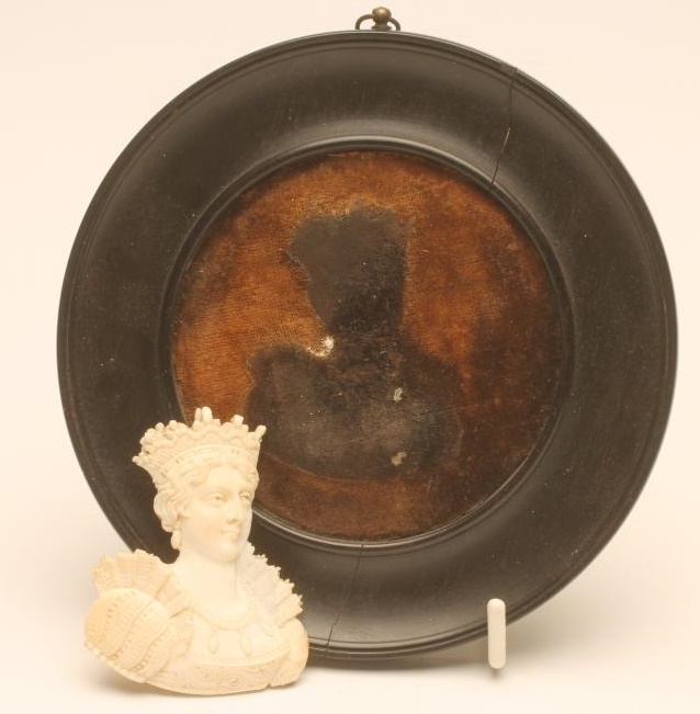 AN IVORY PLAQUE Image