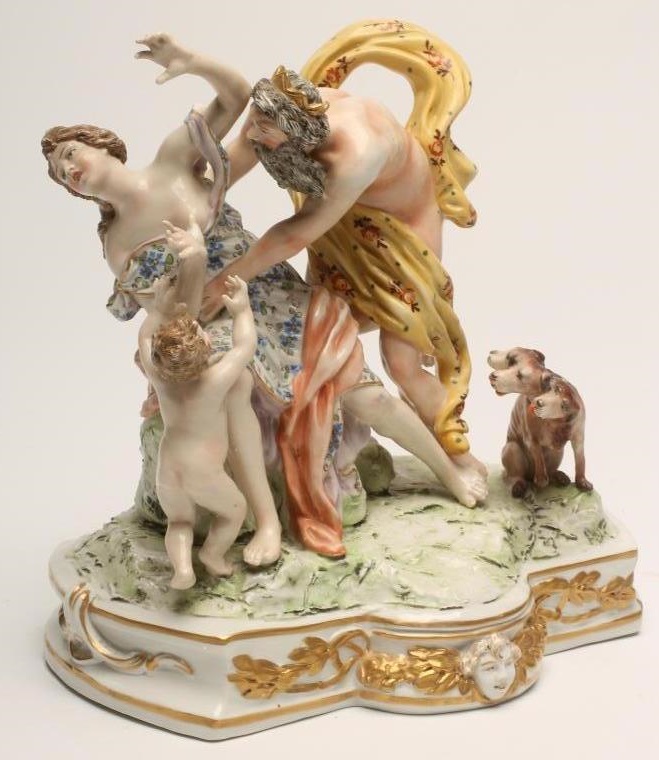 A NAPLES PORCELAIN FIGURE GROUP Image