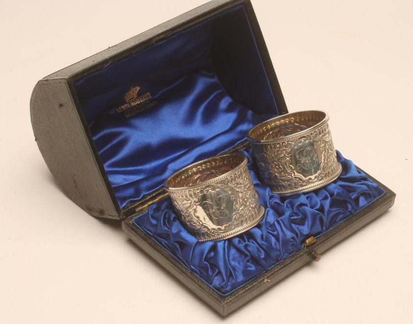 A PAIR OF VICTORIAN SILVER NAPKIN RINGS Image