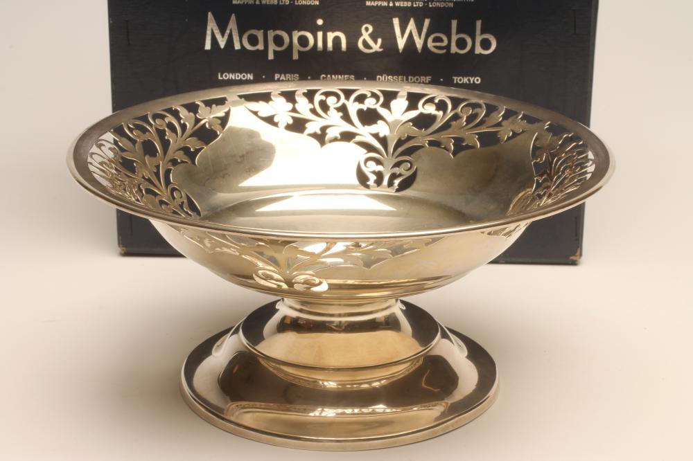 A SILVER FRUIT BOWL Image