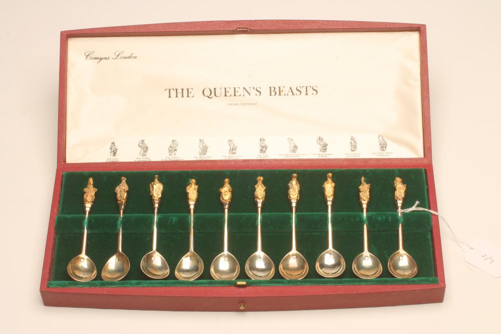 *A SET OF SILVER SPOONS TO MATCH THE PREVIOUS LOT - "THE QUEEN'S BEASTS" Image