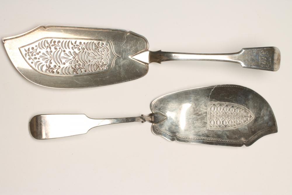 A LATE GEORGE III SILVER FISH SLICE Image