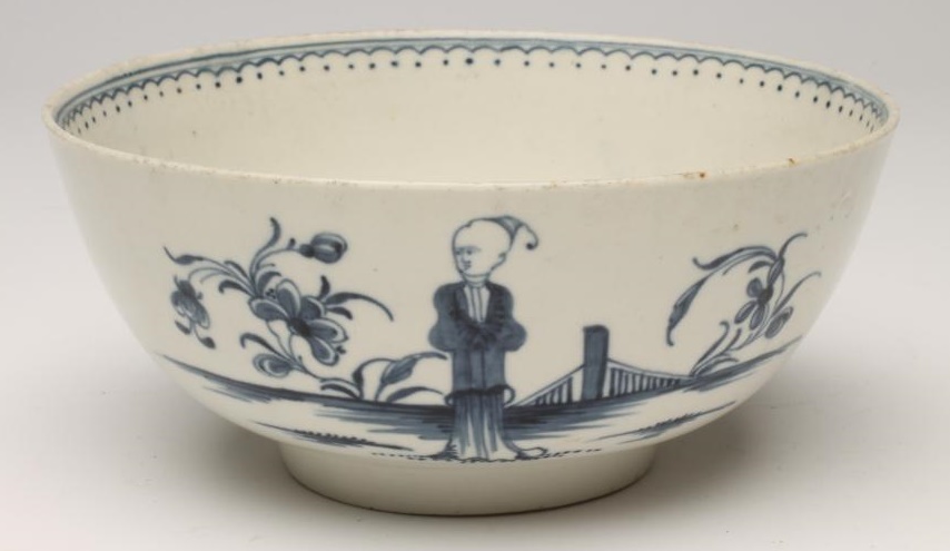 A FIRST PERIOD WORCESTER "WAITING CHINAMAN" PATTERN PORCELAIN BOWL Image