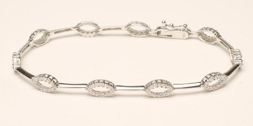 A DIAMOND BRACELET Image