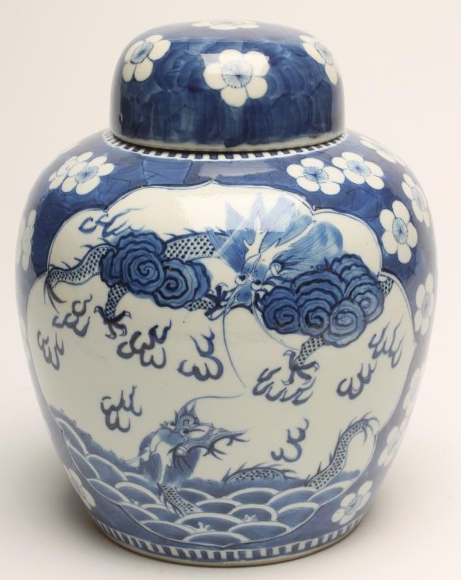 A CHINESE PORCELAIN JAR AND COVER of ovoid form Image