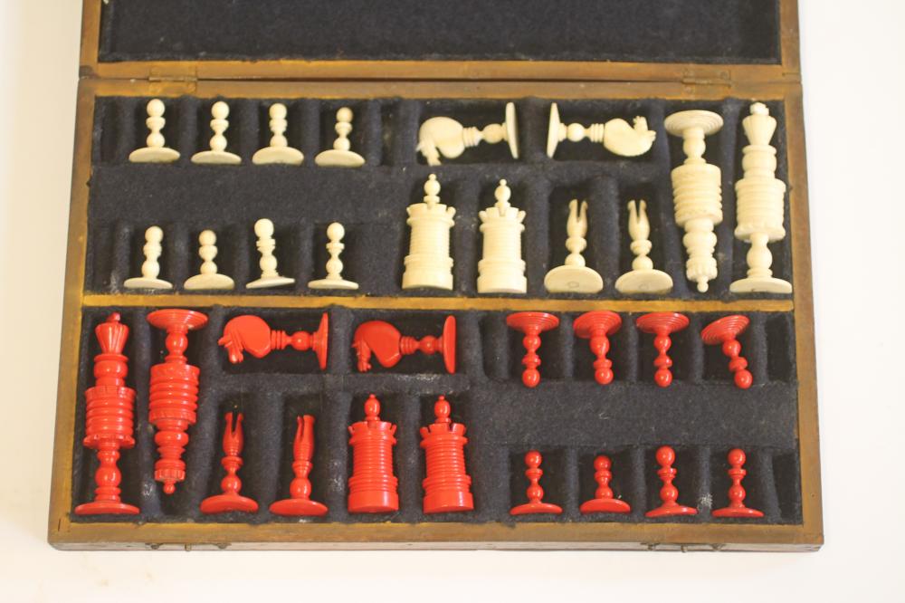 AN ANGLO INDIAN BONE CHESS SET Image