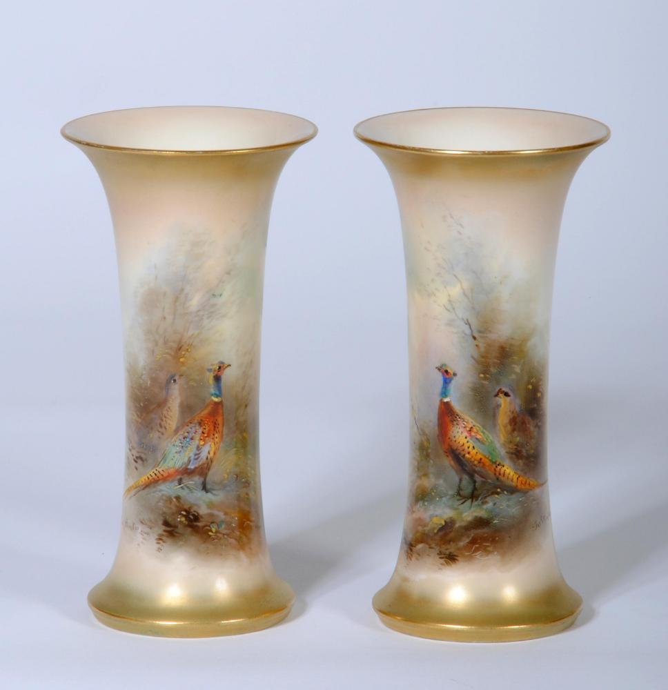 A PAIR OF ROYAL WORCESTER CHINA VASES Image