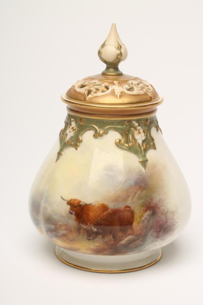 A ROYAL WORCESTER CHINA POT POURRI AND PIERCED COVER Image