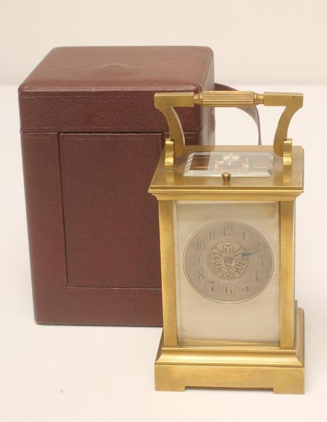 A FRENCH BRASS CASED CARRIAGE CLOCK Image