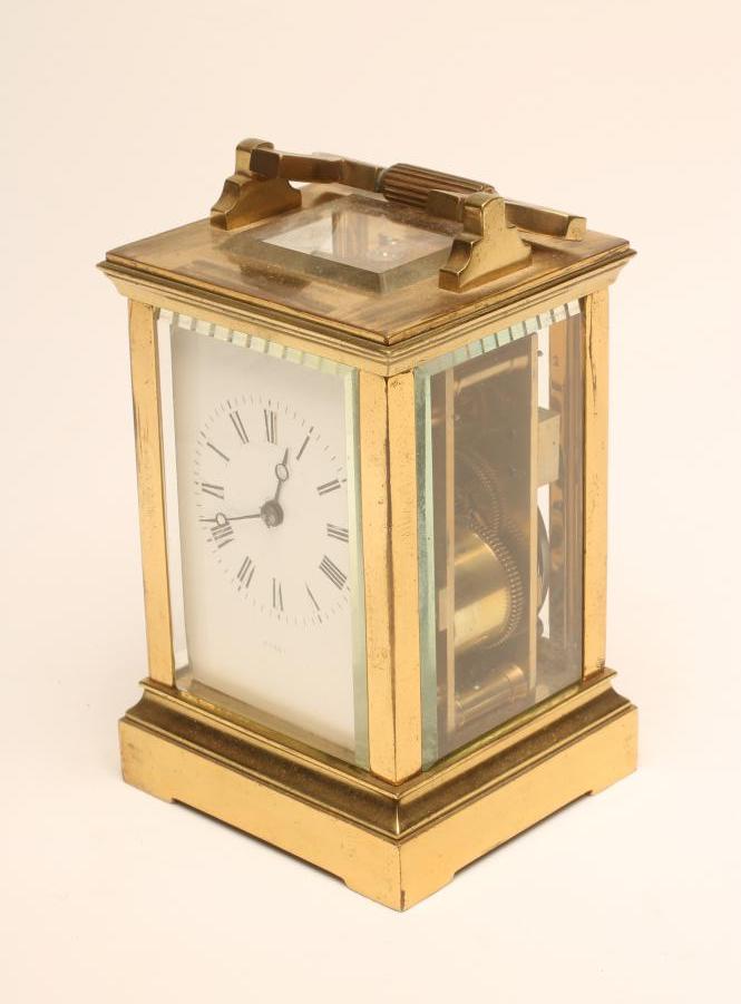 A BRASS CASED CARRIAGE CLOCK Image