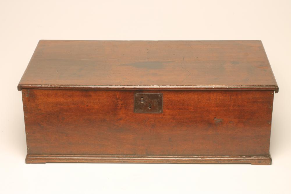 A GEORGIAN OAK BOARDED BOX/CHEST Image