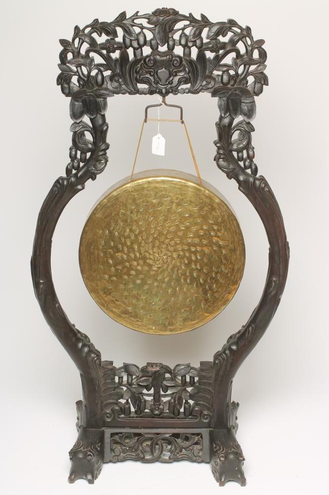 A CHINESE PADOUK WOOD GONG Image