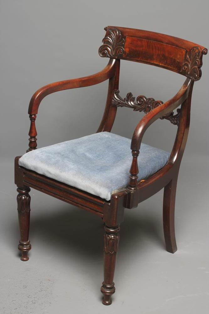 A WILLIAM IV MAHOGANY ELBOW CHAIR Image