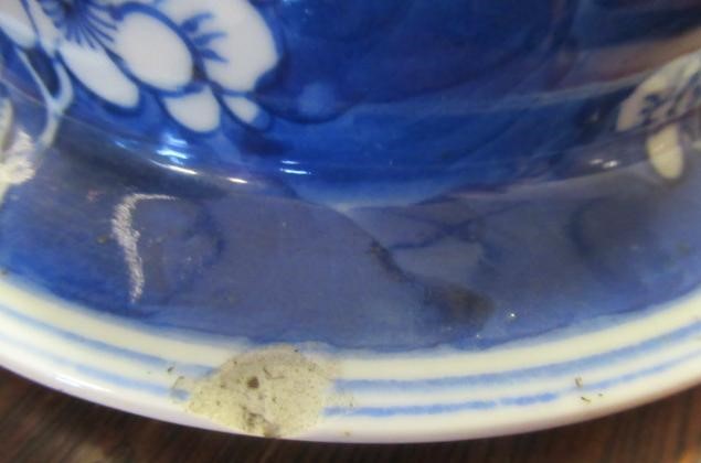 A CHINESE PORCELAIN LARGE JAR AND COVER of inverted baluster form, painted in underglaze blue with Image