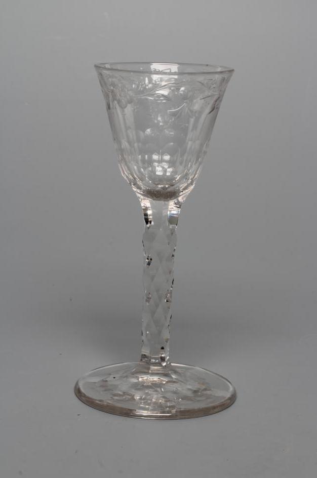 A WINE GLASS Image