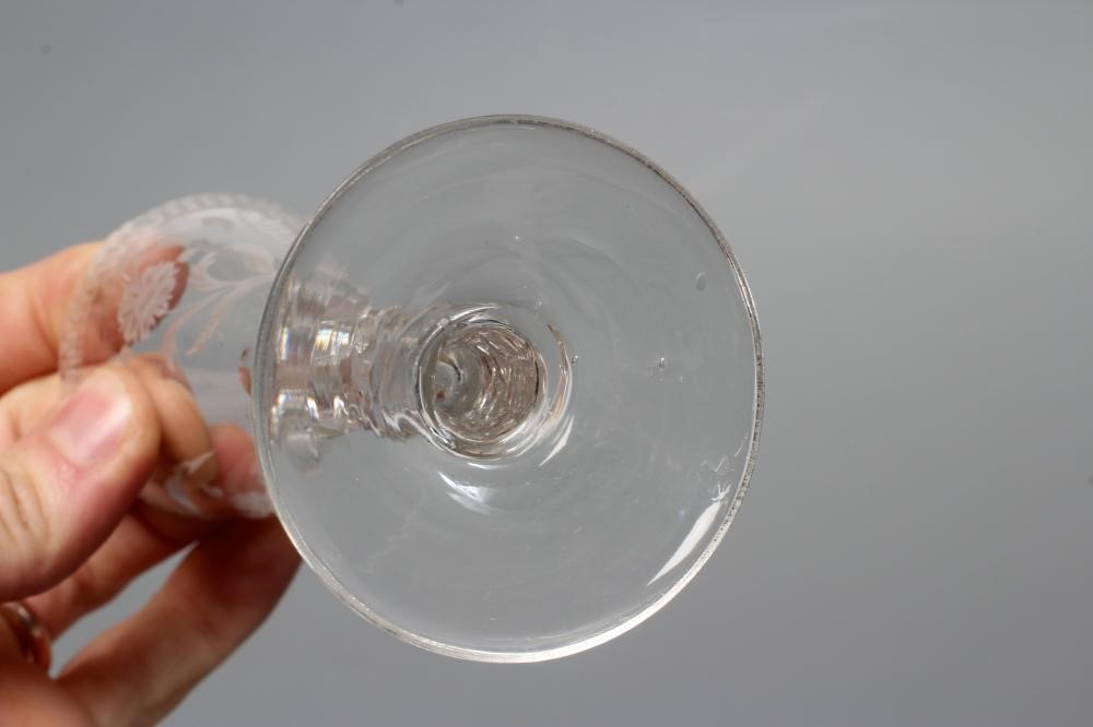 A SMALL WINE GLASS Image