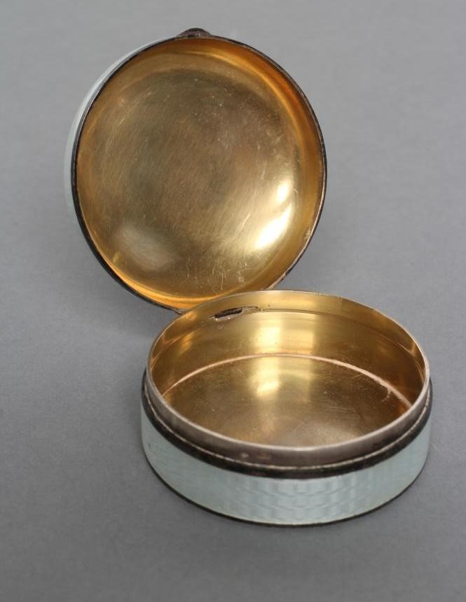 AN ENAMEL BOX AND COVER Image