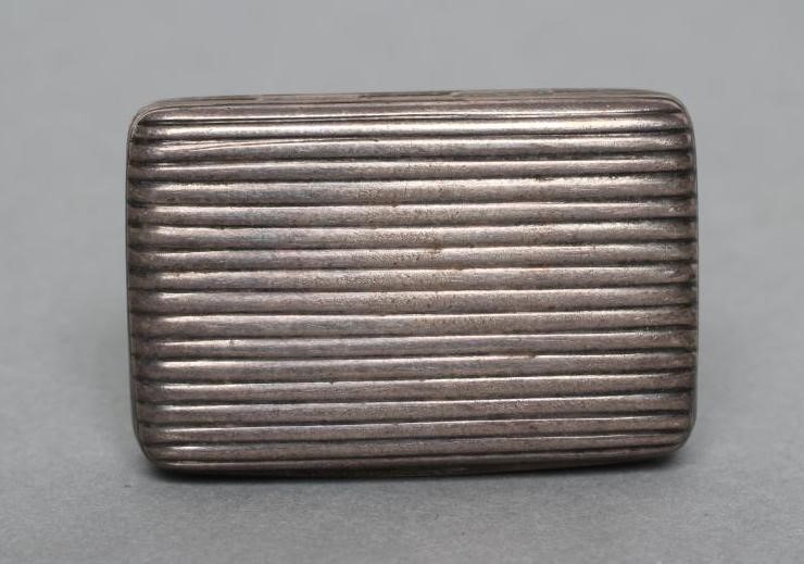 A LATE GEORGE III SILVER VINAIGRETTE Image