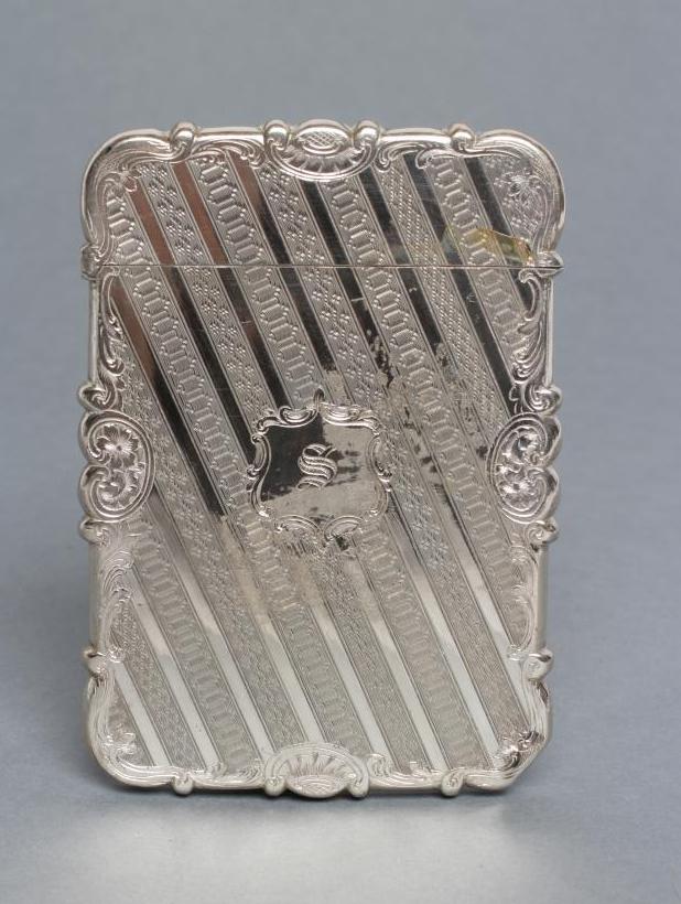 AN EARLY VICTORIAN SILVER VISITING CARD CASE Image
