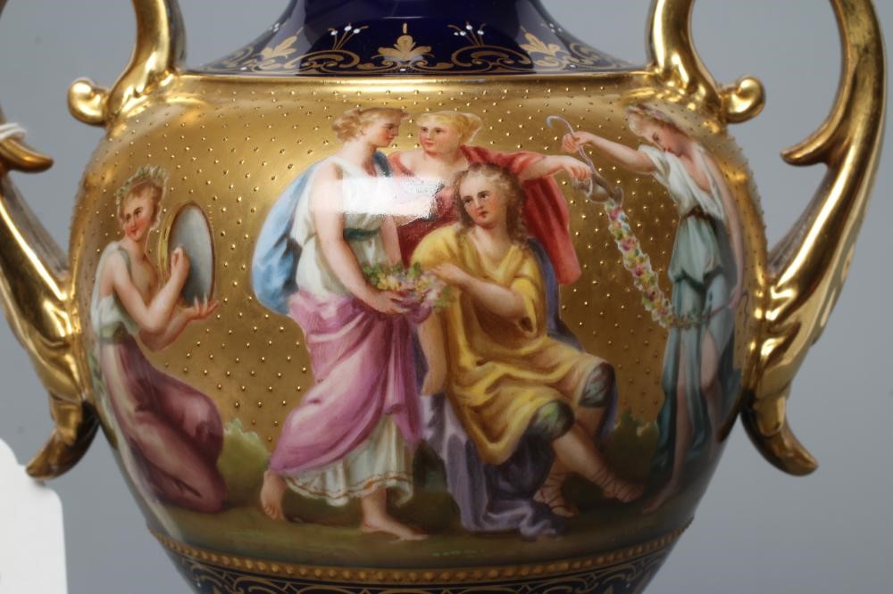 A VIENNA PORCELAIN TWO HANDLED VASE AND COVER Image