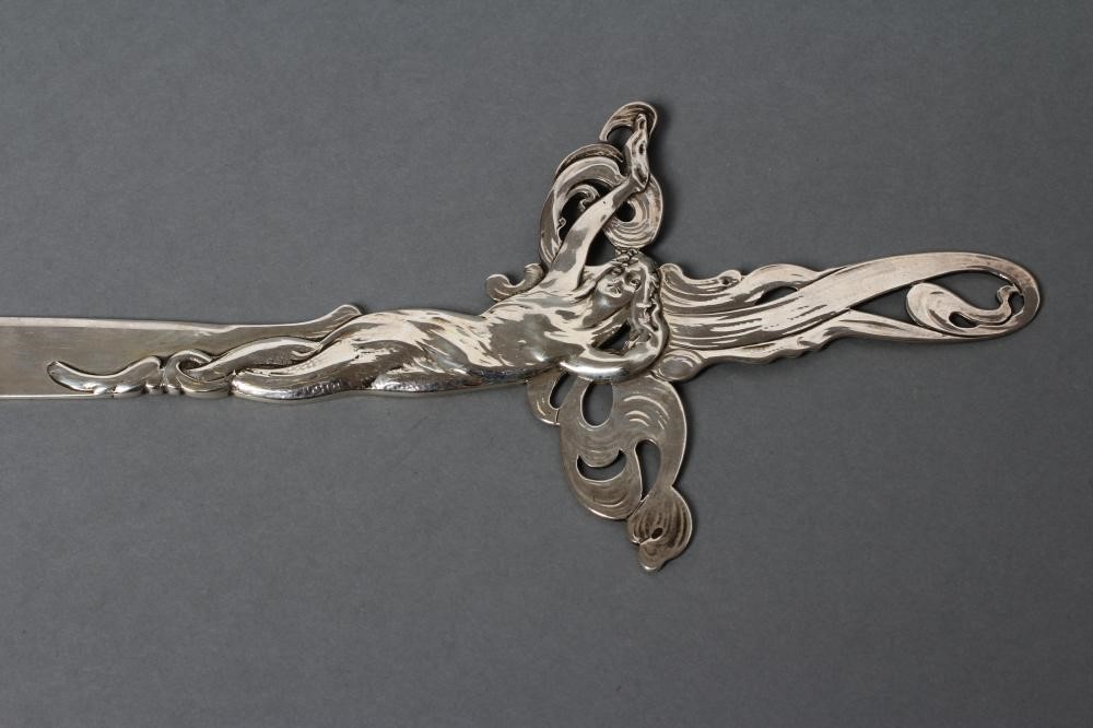 AN ART NOUVEAU STYLE SILVER PAPER KNIFE Image
