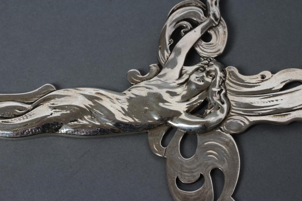 AN ART NOUVEAU STYLE SILVER PAPER KNIFE Image