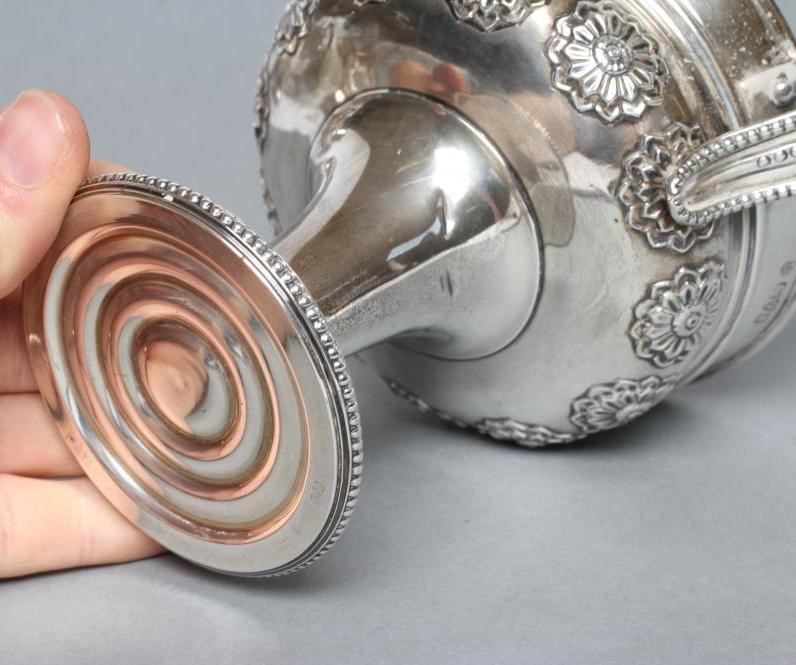 AN EDWARDIAN SILVER ARTS AND CRAFTS PEDESTAL CUP Image