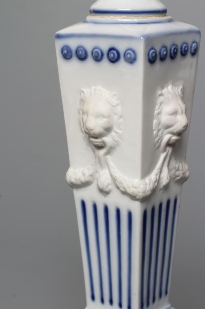 A PAIR OF ROYAL COPENHAGEN PORCELAIN CANDLESTICKS Image