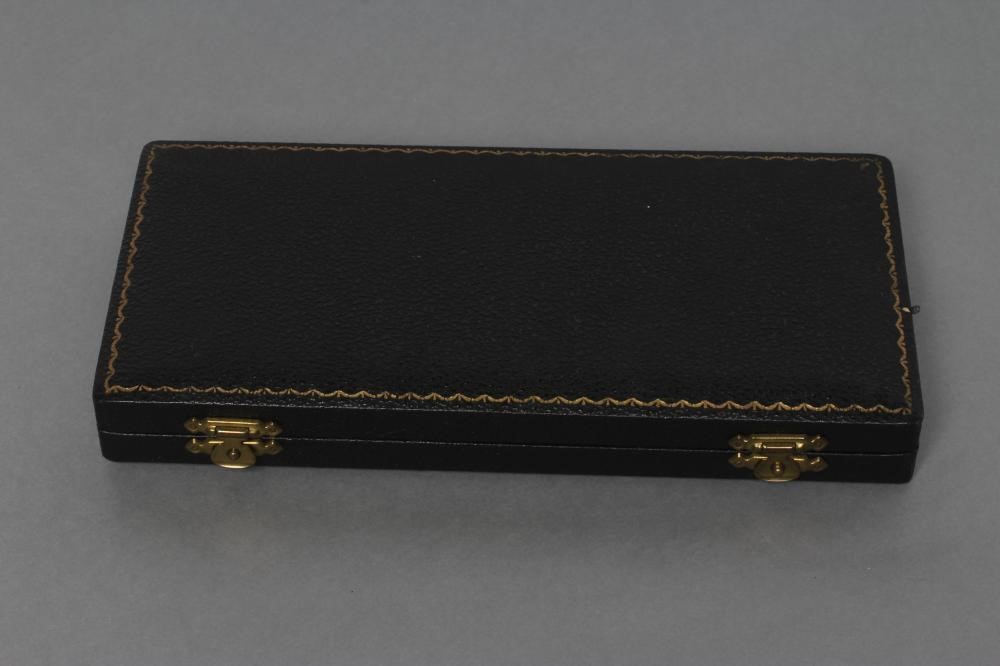 A THREE PIECE SILVER CHRISTENING SET, maker Wakely & Wheeler, London 1949/52/53, comprising dog nose Image