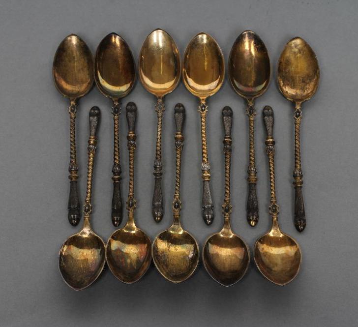 A SET OF ELEVEN TEASPOONS, 800 standard, possibly German, Image