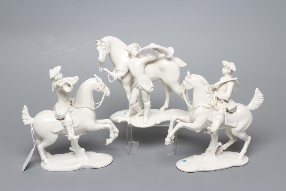 THREE NYMPHENBURG BLANC-DE-CHINE PORCELAIN "FRANKENTHAL HUNT" FIGURES Image
