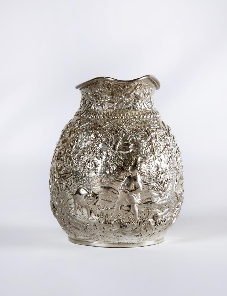 AN AMERICAN SILVER JUG Image