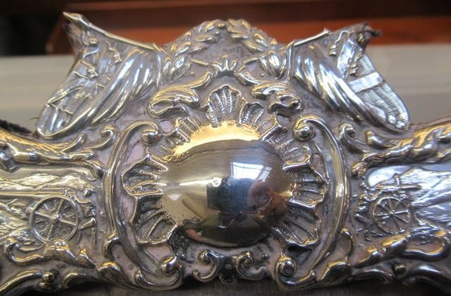 OF BOER WAR INTEREST - a late Victorian easel back photograph frame Image