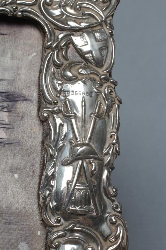 OF BOER WAR INTEREST - a late Victorian easel back photograph frame Image