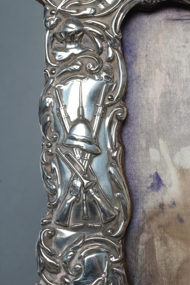 OF BOER WAR INTEREST - a late Victorian easel back photograph frame Image