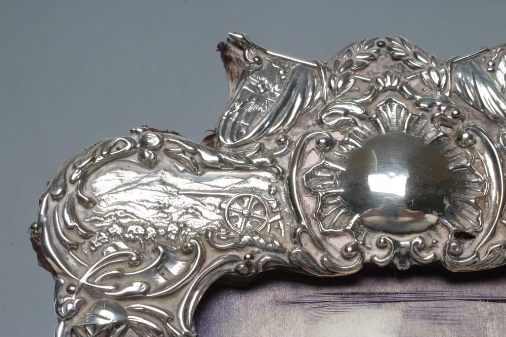 OF BOER WAR INTEREST - a late Victorian easel back photograph frame Image