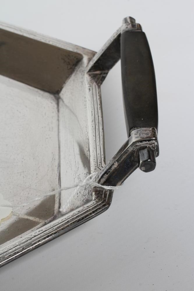 AN ART DECO SILVER TEA TRAY Image