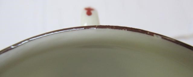 A MEISSEN PORCELAIN TEA CUP AND SAUCER Image
